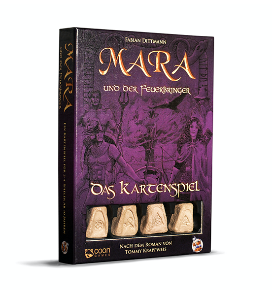 Mara und der Feuerbringer - Das Kartenspiel zu den erfolgreichen Büchern und dem Kinofilm von Tommy Krappweis: Die Welt droht im Dunkel zu versinken und alles was noch zwischen ihr und Ragnarök, der Götterdämmerung, steht, seid ihr. Nutzt eure seherischen Fähigkeiten weise, tretet mit den Göttern in Kontakt und findet diese, um sie zurück in ihre Heimat zu bringen. Noch ist nicht alles verloren! Doch Vorsicht, die Götter handeln nicht ganz uneigennützig. Sie werden versuchen, euch mit Trug und List zu beeinflussen, um an eure Runensteine zu kommen und verfeindete Götter zu bekämpfen. Hilf deiner Sippe, ihren Anspruch auf den Thron Asgards zu festigen und stelle die Weltordnung wieder herdenn alles hängt von euch alleine ab.' Mit Mara und der Feuerbringer - Das Kartenspiel begibst du dich in die mystische Welt Maras sowie der nordisch germanischen Mythologie. 2-4 Spieler werden zu Mitstreitern und schlüpfen in die Rolle einer Spákona und versuchen, Ragnarök aufzuhalten und ihrer jeweiligen Sippe zum Thron Asgards zu verhelfen.